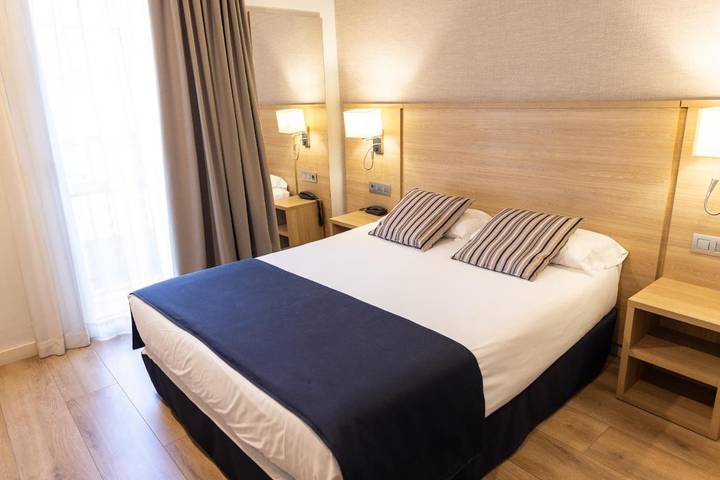 Hôtel pour 2 personnes, avec balcon