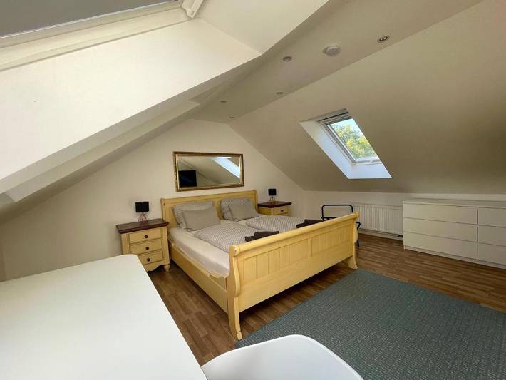 Ferienwohnung für 3 Personen, mit Terrasse, kinderfreundlich in Westend Berlin