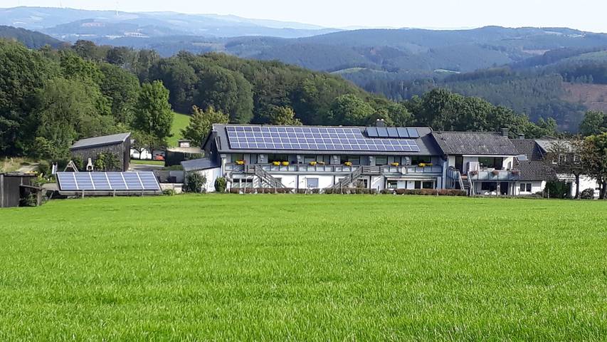 Geheel appartement, Appartement '2, 45m²' met Privéterras, Privétuin en Wi-Fi in Herscheid, Märkischer Kreis