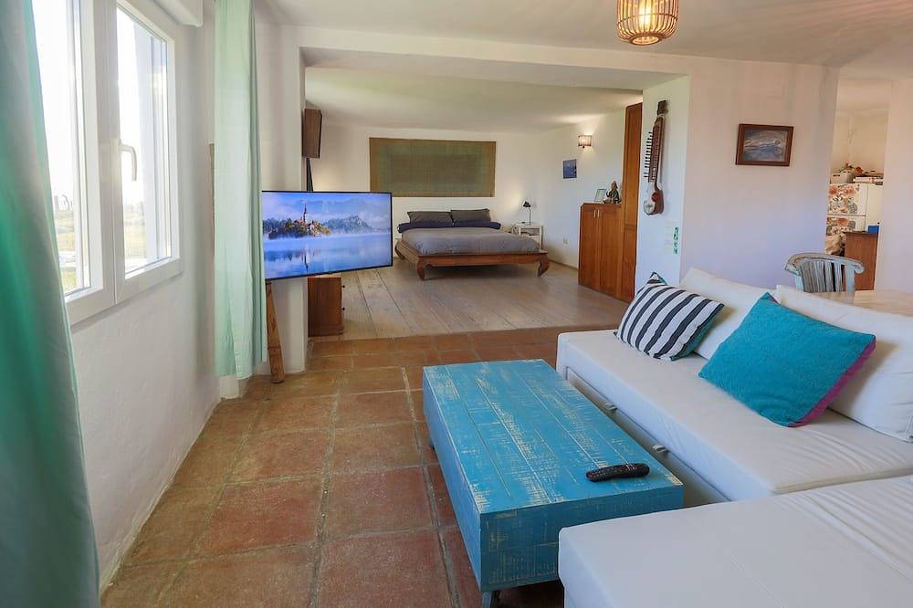 Wifi Sea Side Garden By Sea, herrliche Aussicht auf Marokko und Meer in Tarifa, Costa de la Luz