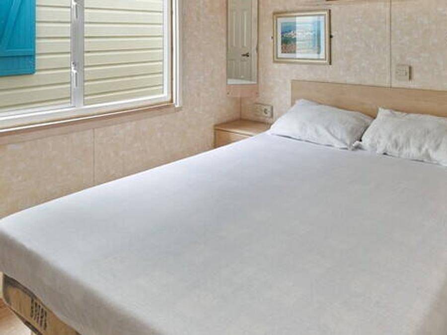 Camping Village Portofelice - Mobilheim 6 personen - Mobilheim | Classic | 3 Zi. | 6 Pers. | Nicht überdachte Hochterrasse | Klima. in Eraclea Mare, Venedig Provinz