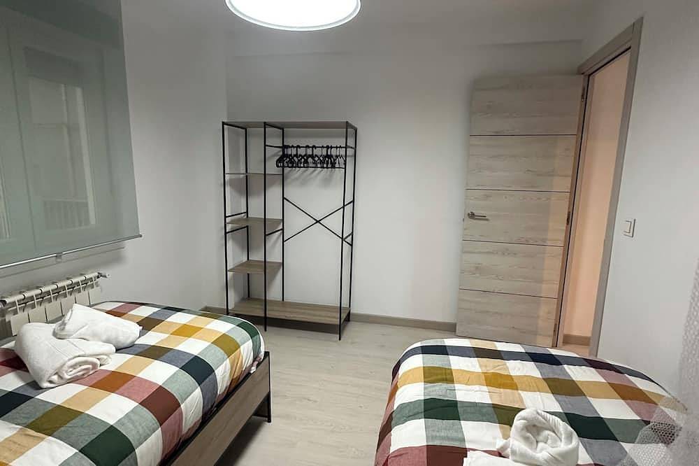 Entire apartment, Home of Wine & Comfort in the Heart of Haro in Haro, La Rioja Province