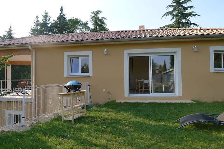 Villa pour 8 personnes, avec Terrasse et Jardin