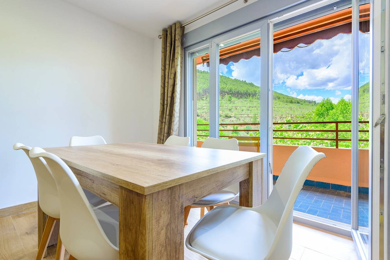 Apartamento entero, Un lugar acogedor con vistas en Jerica in Jérica, Provincia de Castellón