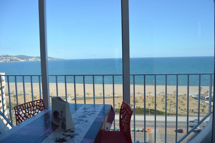 Ferienwohnung für 5 Personen, mit Terrasse und Meerblick in Empuriabrava - 2