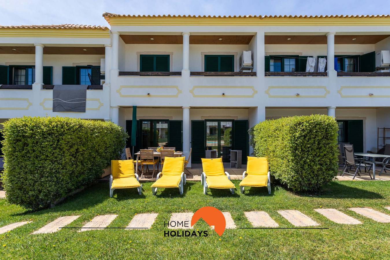 #146 Summer House A6 by Home Holidays in Ferreiras, Distrito de Faro