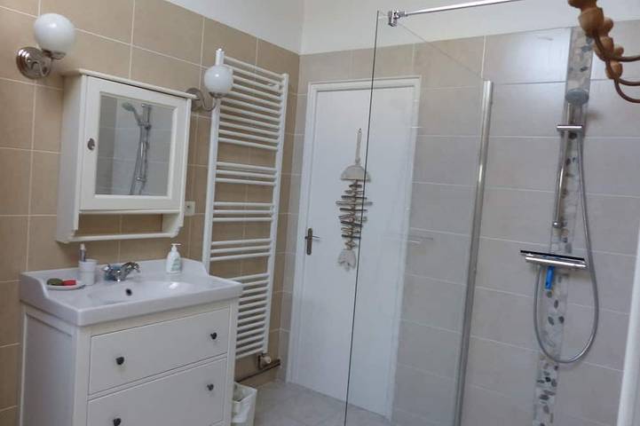 Maison de caractère à 600 m de la plage à Locquirec in Locquirec, Ceinture Dorée