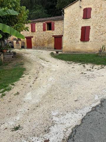 Gîte pour 4 personnes, avec jardin et terrasse à Lalinde