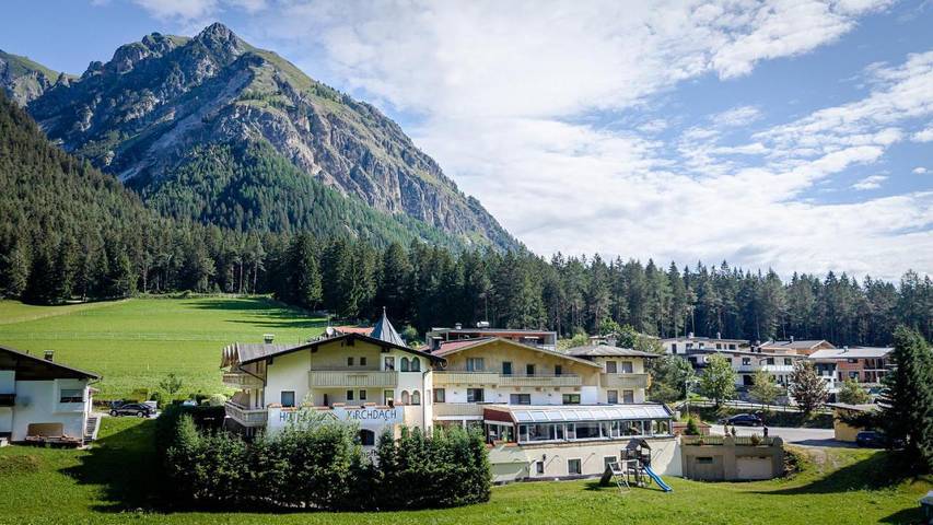 Hotel für 2 Personen, mit Terrasse und Garten sowie Pool und Sauna in Gschnitz und Umgebung