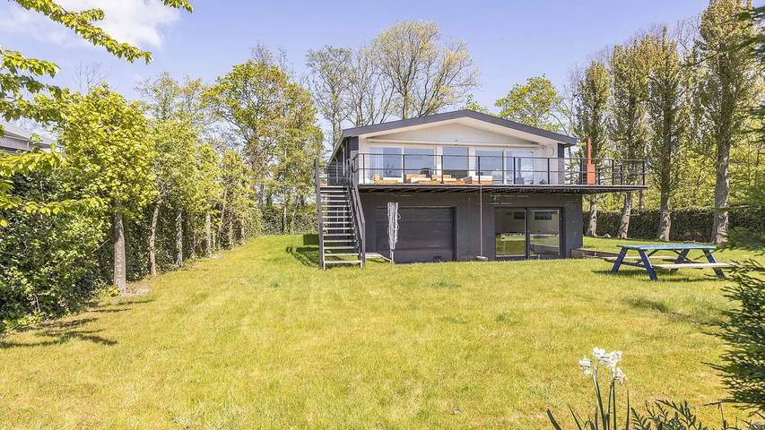 Villa voor 9 personen, met balkon, met huisdier in Kamperland