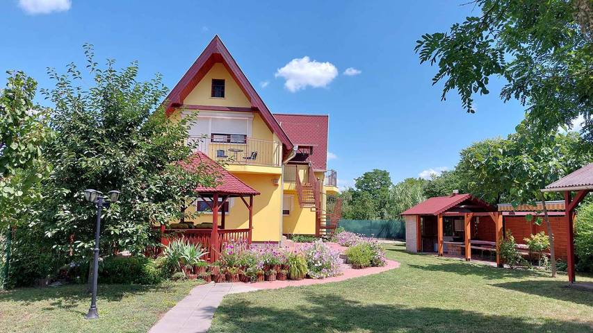 Maison de vacances pour 10 personnes, avec balcon et jardin - 1