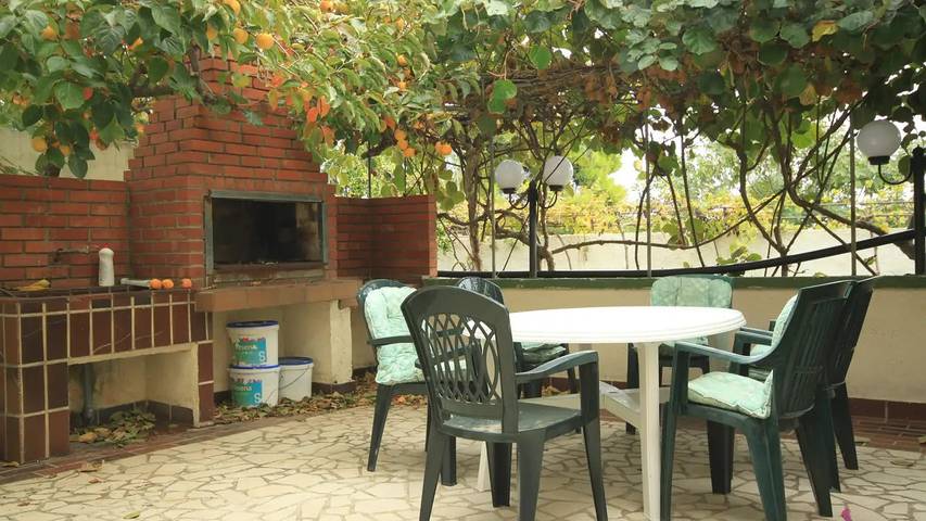 Gîte pour 4 personnes, avec terrasse à Premantura