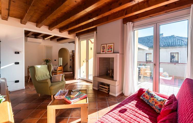 Appartamento di 130mq con parcheggio, aria condizionata e terrazza a Pieve di Soligo in Pieve di Soligo, Provincia di Treviso