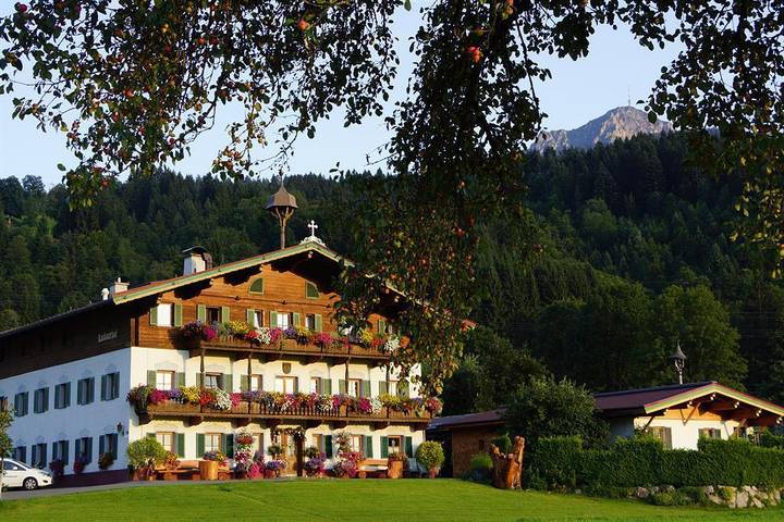 Pension für 4 Personen, mit Garten in Sankt Johann in Tirol