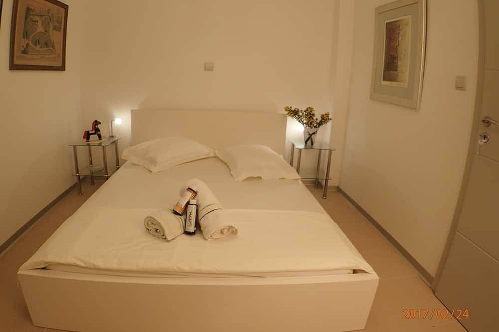 Spacious - Luxurious Art Villa Meerblick Mit Pool Und Herrlichem Sonnenuntergang! in Sfentouri, Perdika