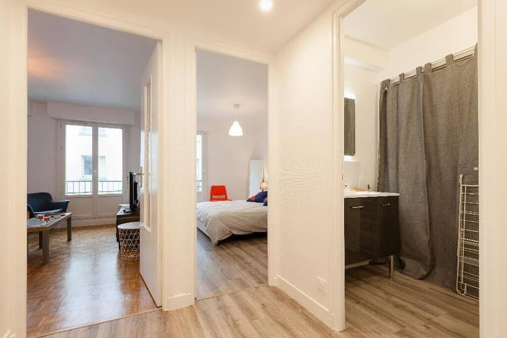 Apartamento entero, Bara - Apartment close to the streetcar and bus in Brest, Región de Brest