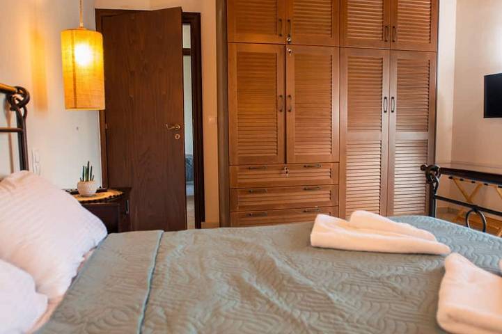 Ganze Wohnung, Cozy beach front located residence. in Iraklio-Heraklion und Umgebung