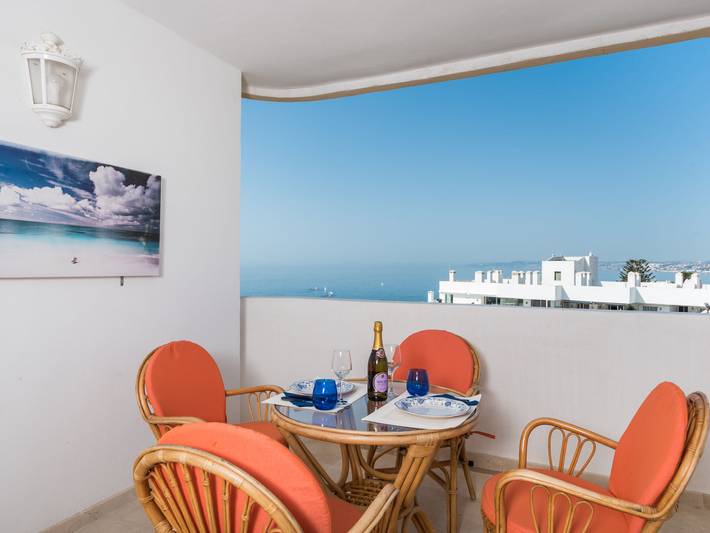 Ferienwohnung für 4 Personen, mit Terrasse und Ausblick in Estepona - 2