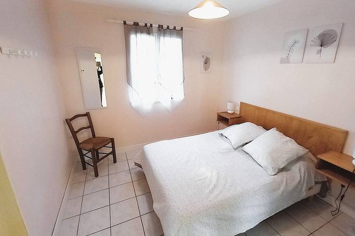 Location de vacances pour 9 personnes, avec terrasse et jardin, animaux acceptés à Loubressac - 4