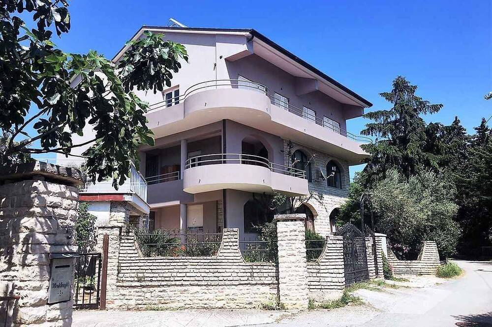 Appartamento vacanze a Medolino a partire da 94€ a notte