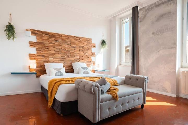 Maison de vacances pour 13 personnes, avec Terrasse ainsi que Jardin et Piscine à Coursan