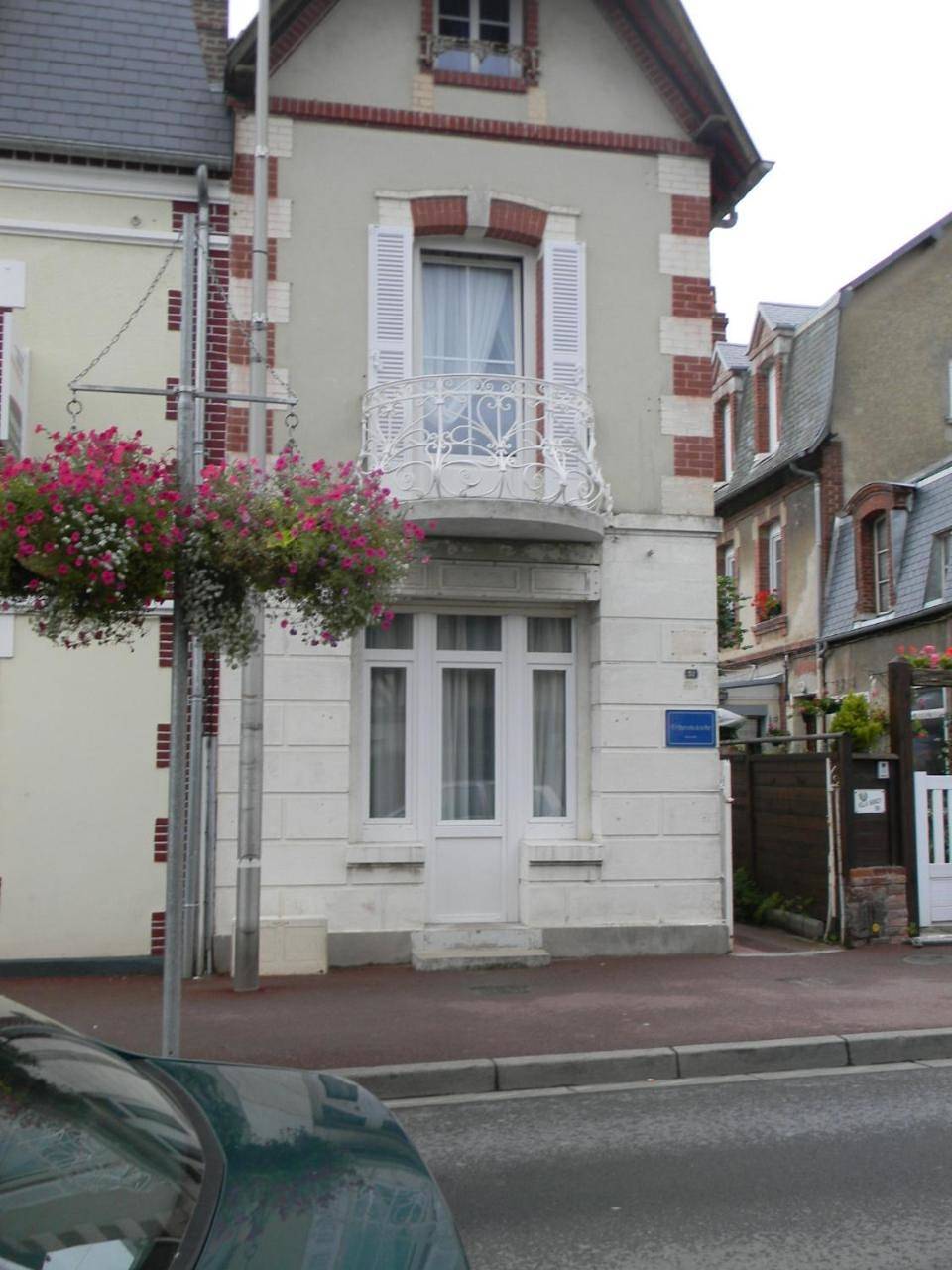 À l'Approche de la Mer in Houlgate, Région de Lisieux