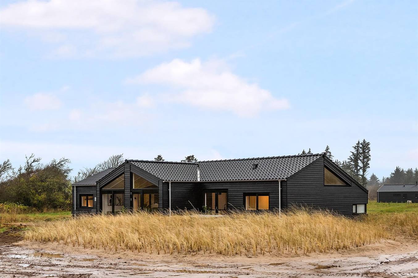 Pet friendly home in Hjørring with sauna in Skallerup Klit, Hjørring Kommune