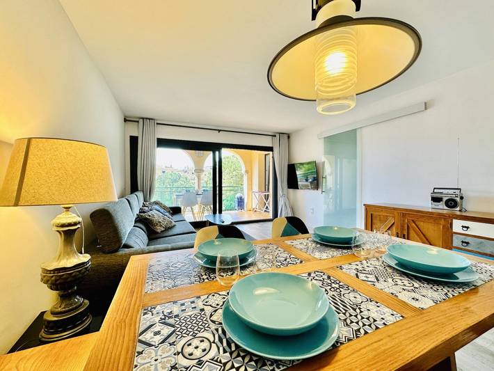 Gîte pour 5 personnes, avec jardin ainsi que terrasse et piscine à S'Agaró - 3