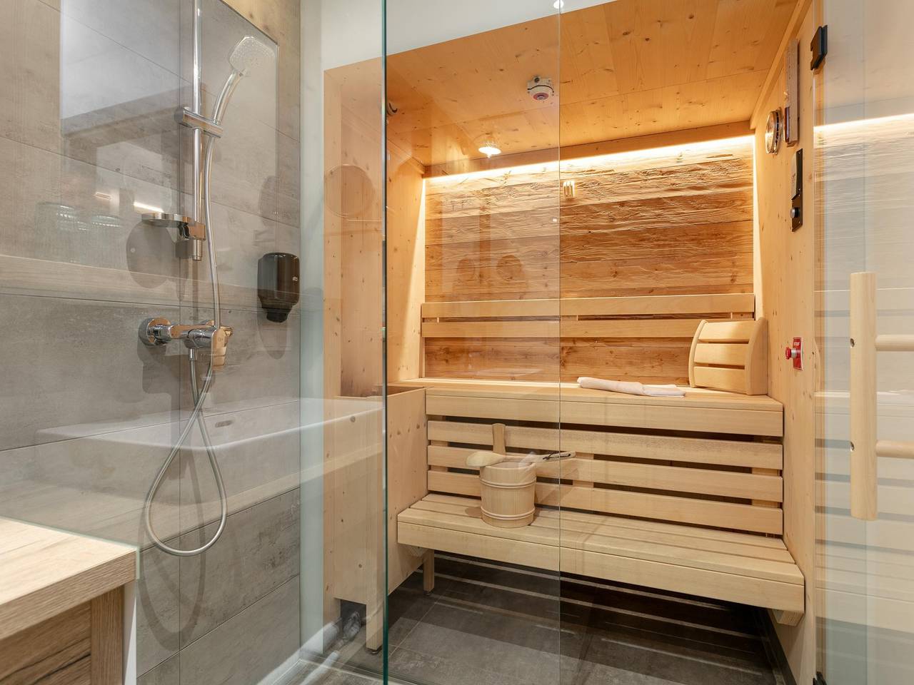 Ganze Wohnung, Angenehme Wohnung mit privater Sauna in Haus, Schladming-Dachstein