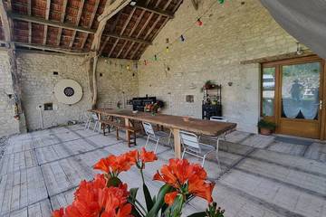 Location de vacances pour 10 personnes, avec jardin à Montaigu-de-Quercy