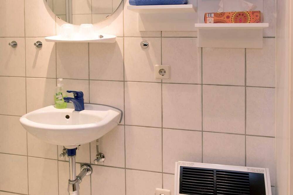 Geheel appartement, Kamer met meerdere bedden 2-4 personen met kitchenette - pension Hauser in Europa-Park, Rust