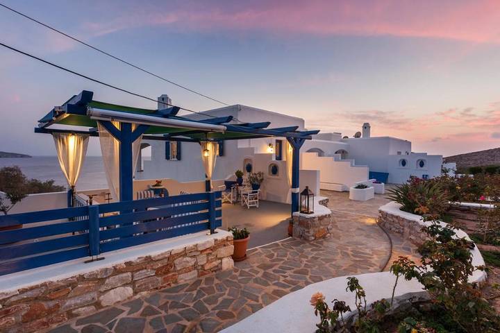 Gîte pour 4 personnes, avec jardin et vue, adapté aux familles dans Finikas - 4