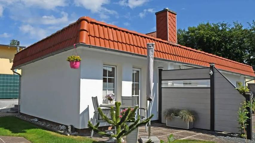 Ferienwohnung, mit Terrasse und Garten in Sellin