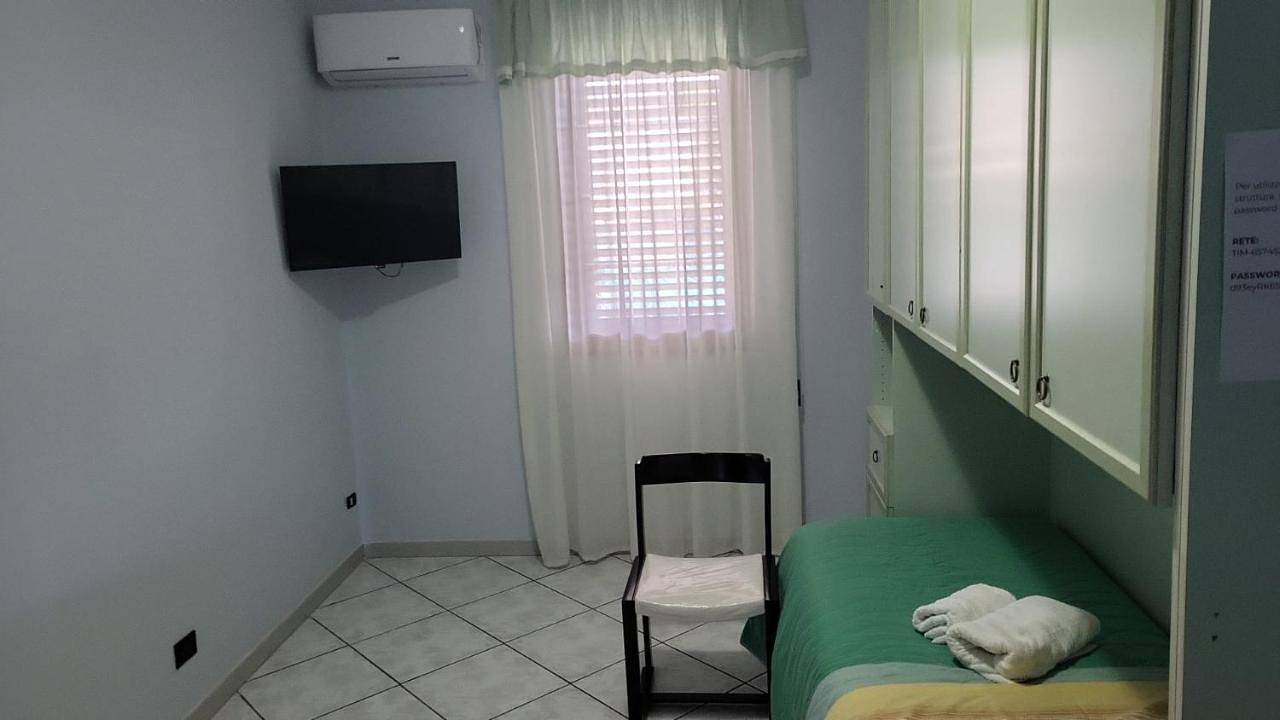 Double or Twin Room with Shared Bathroom in Pedara, Etna