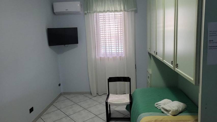 Location de vacances pour 2 personnes, avec vue ainsi que jardin et terrasse à Pedara - 4