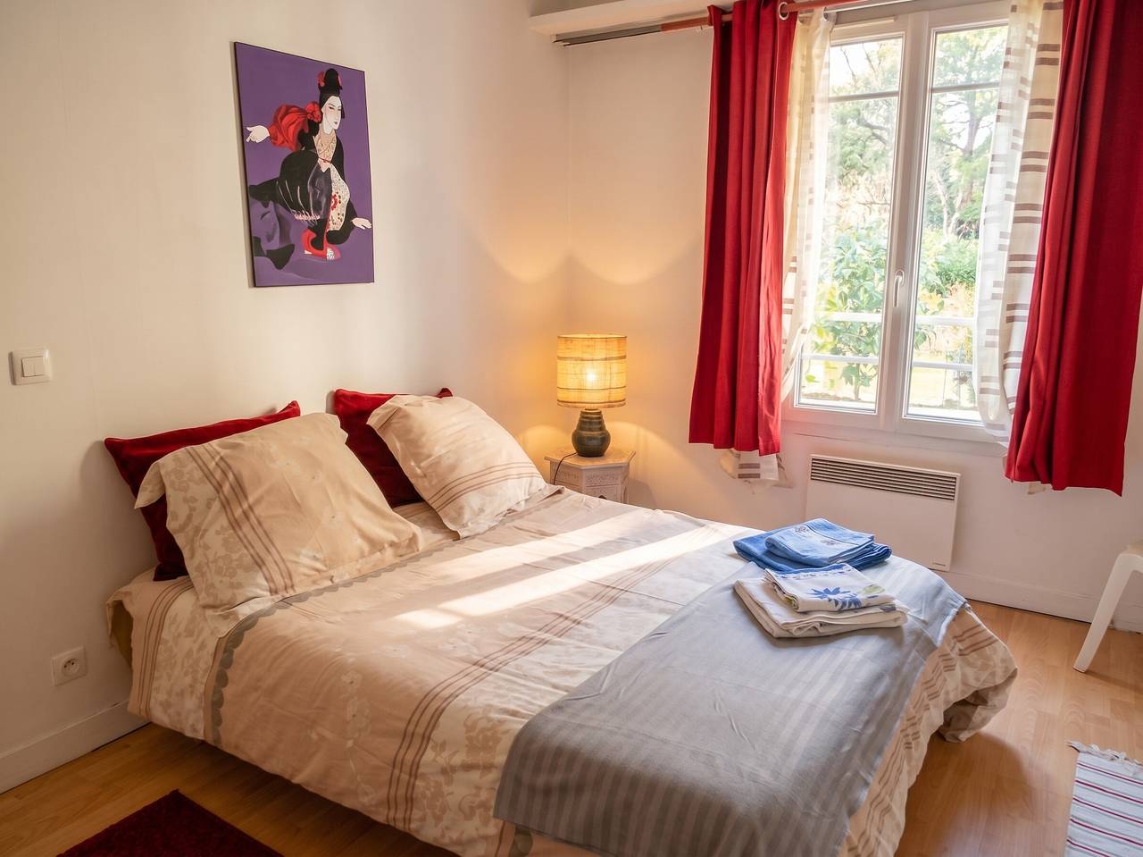 Comfortable house in Montreuil with a fenced garden in Montreuil, Seine-Saint-Denis