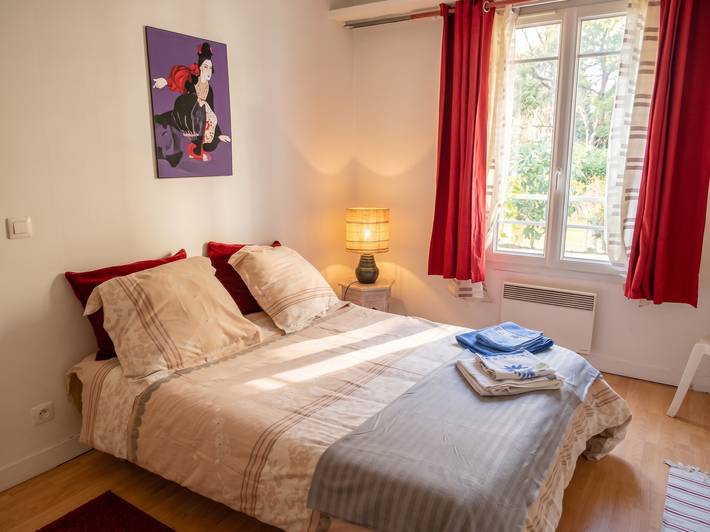 Komfortables Haus in Montreuil mit eingezäuntem Garten in Montreuil, Seine-Saint-Denis