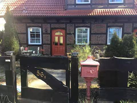 Ferienhaus für 6 Personen, mit Terrasse und Garten in Schönwalde-Glien