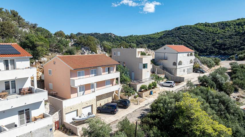 Gîte pour 6 personnes, avec balcon/terrasse dans Lastovo - 4