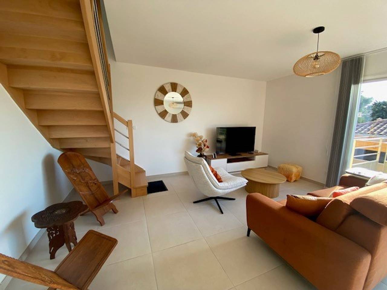 Villa nueva tranquila con jardín, aire acondicionado y Wi-Fi in Balaruc-les-Bains, Côte d'Améthyste