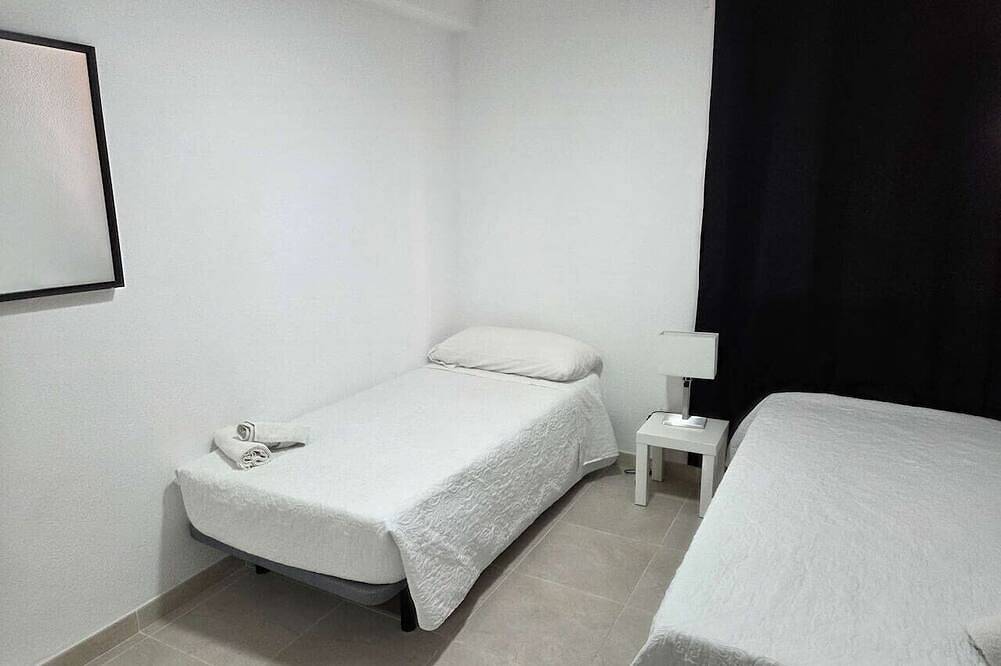 Entire apartment, Santa Cruz, central and modern, near the beach in Santa Cruz de La Palma, La Palma South