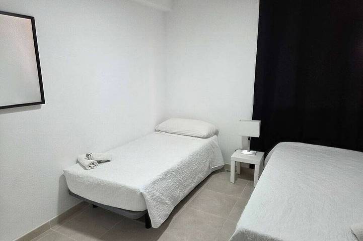 Appartement entier, Santa Cruz, central and modern, near the beach in Santa Cruz de La Palma, La Palma Sud
