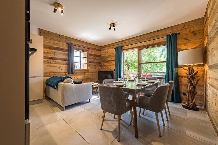 Ganze Ferienwohnung, Luxury Apartment with South-Facing Balcony - Sleeps 6 in Saint-Sorlin-d'Arves, Region Saint-Jean-de-Maurienne
