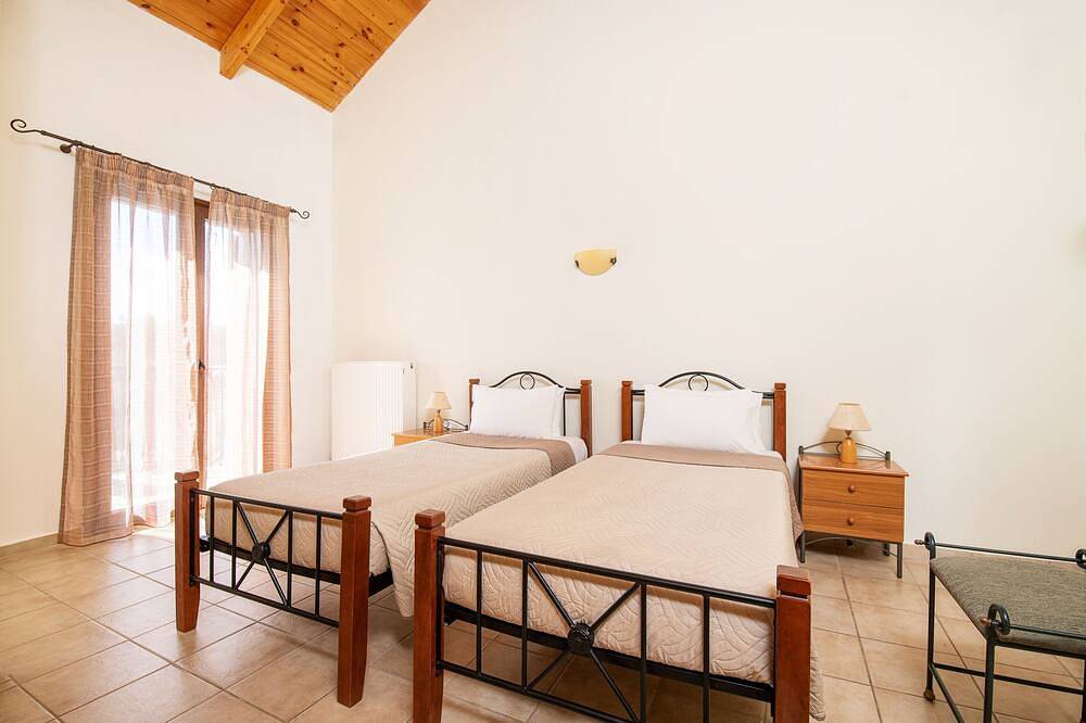 Villa Hibiscus - Olive Tree Villas in Kipseli, Zakynthos