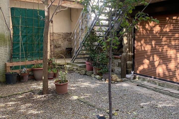 Apartamento entero, 15 km from Orange, Avignon and Carpentras, 5 km from Châteauneuf-du-Pape, in Bédarrides, Vaucluse
