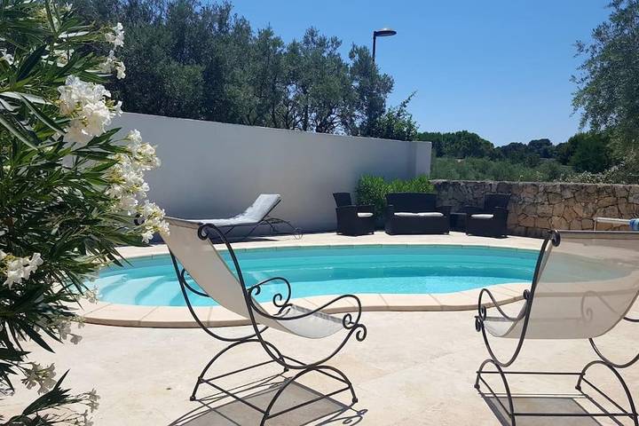 Location de vacances pour 6 personnes, avec jardin ainsi que vue et piscine à Velaux - 2