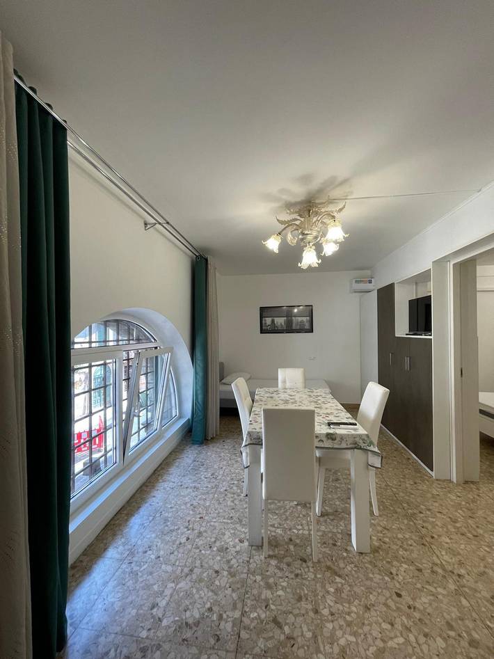 Vacation rental for 3 people in Verona