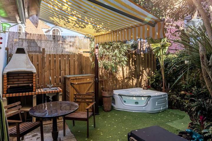 Casa de férias para 2 pessoas, com jacuzzi e jardim, com animais de estimação em Sintra
