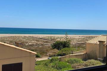 Cottage pour 4 personnes, avec balcon, animaux acceptés dans Plage Le Grau De Leucate
