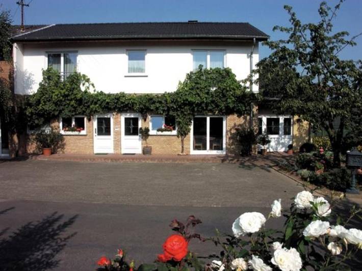 Ferienwohnung für 2 Personen, mit Garten und Balkon, kinderfreundlich in Brauneberg - 2